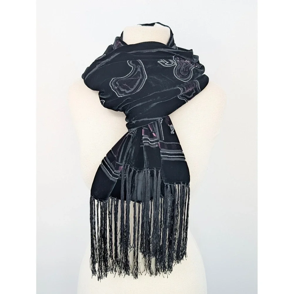 Draper's & Damon's Black Silk Rayon Velvet Paisley Scarf Shawl Fringe 71.5